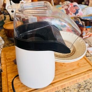 Presto Hot Air Electric Popcorn Maker